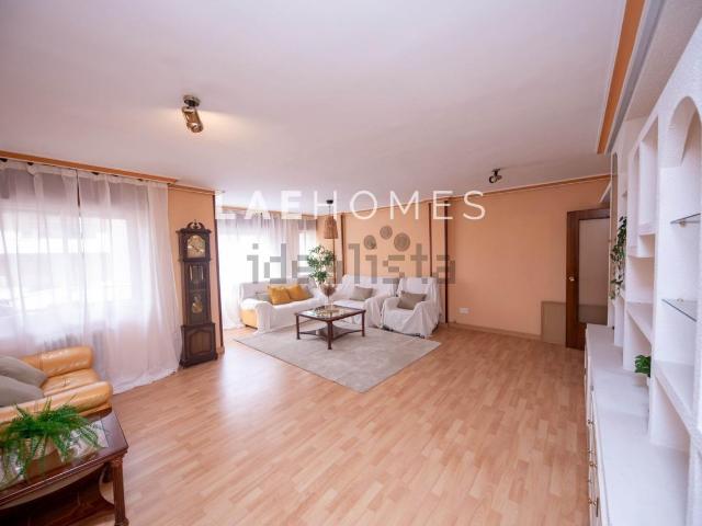 Piso en venta en Jaén, Gran Eje