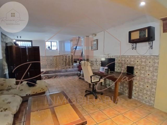 Dúplex en venta en Jaén, Las Protegidas