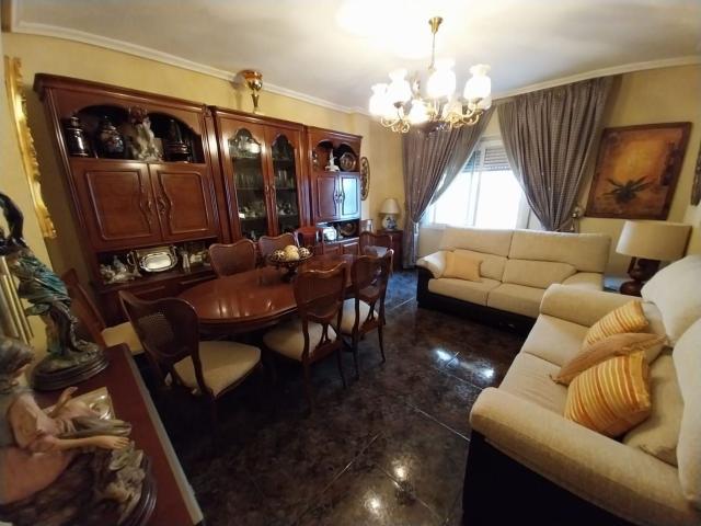 Piso en venta en Jaén, San Ildefonso