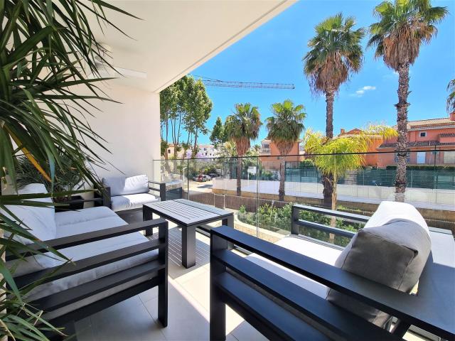 Piso en alquiler en Pueblo Blanco, Adsubia