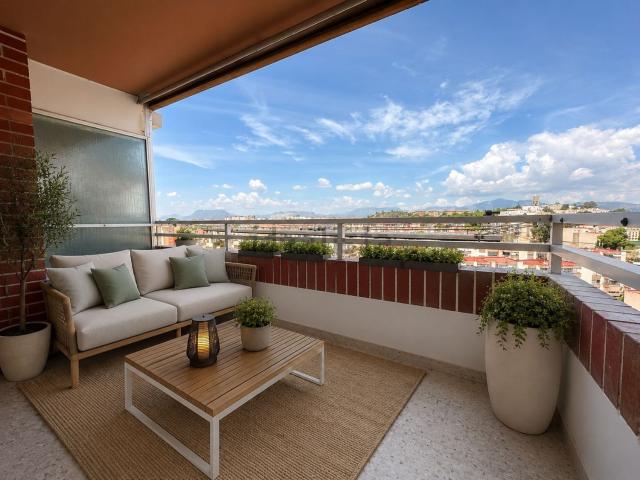 Ático en venta en Quatre-centes Vivendes, l'Alacantí