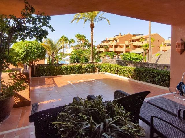 Piso en venta en Mar Azul, Costa del Sol Occidental