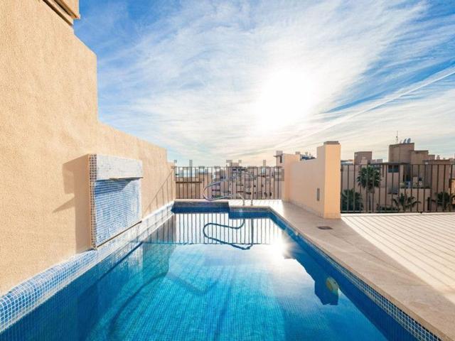 Dúplex en venta en Mar Azul, Costa del Sol Occidental