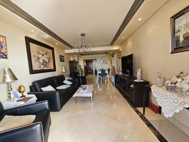 Piso en venta en Estepona, Garden Beach