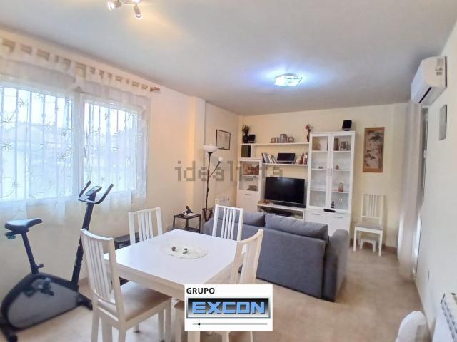 Piso en venta en La Adrada, Ávila