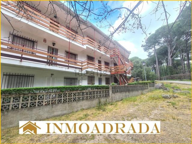 Piso en venta en La Adrada, Ávila