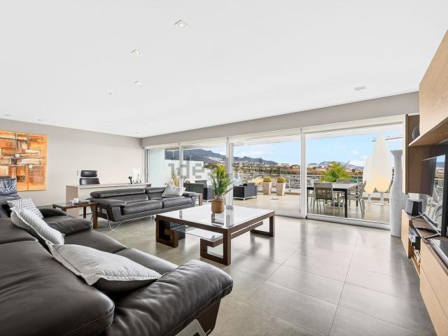 Dúplex en venta en La Caleta, Adeje