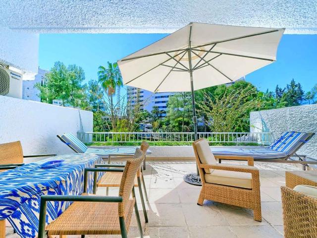 Piso en venta en La Carolina, Costa del Sol Occidental