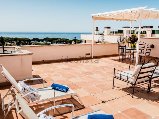 Ático en alquiler en Casablanca, Marbella