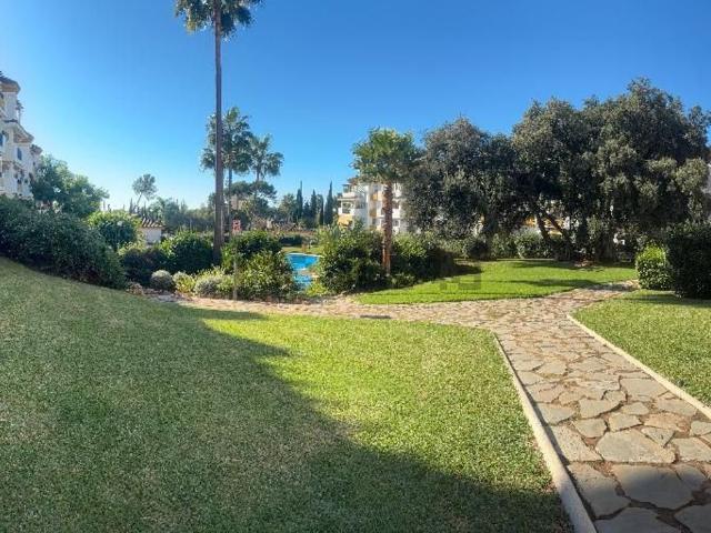Piso en venta en La Carolina, Costa del Sol Occidental