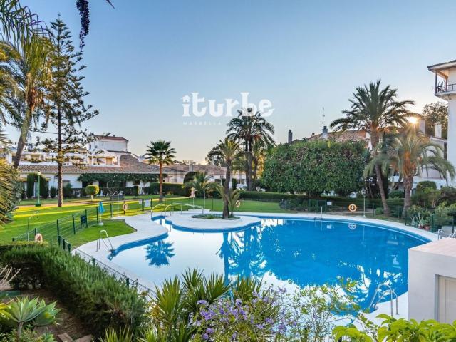 Piso en alquiler en La Carolina, Costa del Sol Occidental
