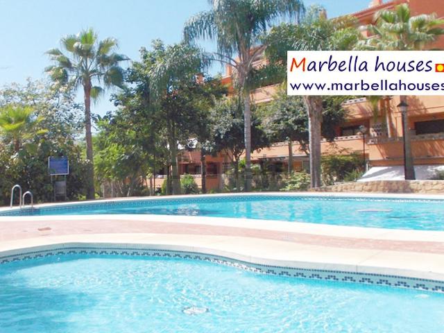Piso en venta en La Carolina, Costa del Sol Occidental