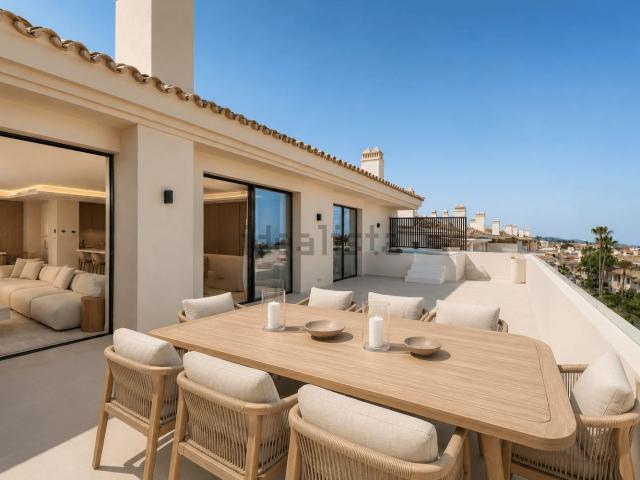 Ático en venta en La Carolina, Costa del Sol Occidental