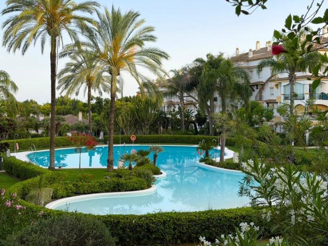 Dúplex en venta en La Carolina, Costa del Sol Occidental