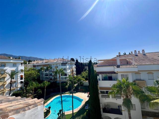 Dúplex en alquiler en Marbella, La Hacienda de Nagueles I