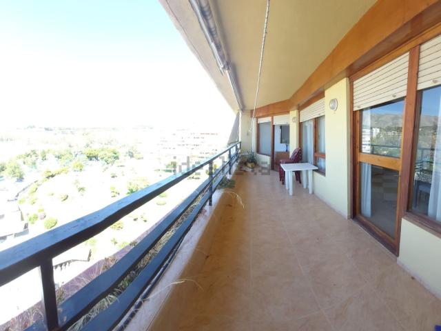 Piso en alquiler en Torremolinos, Málaga