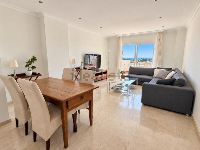Dúplex en alquiler en Torrevigía - Las Joyas, Estepona