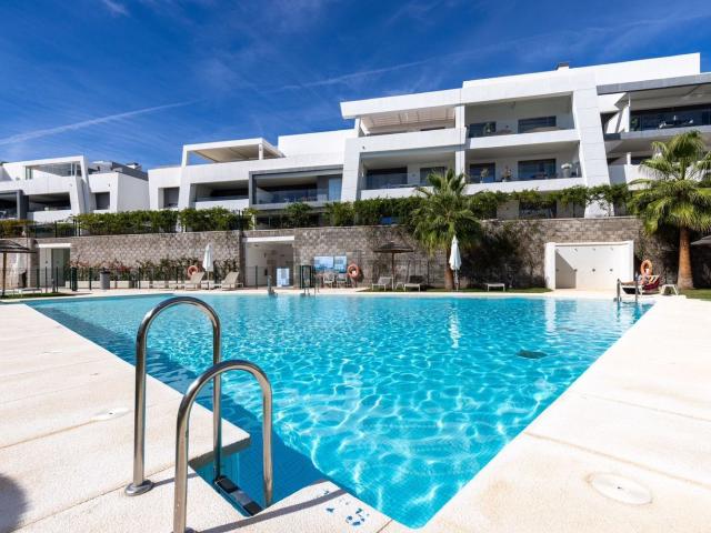 Piso en alquiler en Los Granados Playa, Estepona