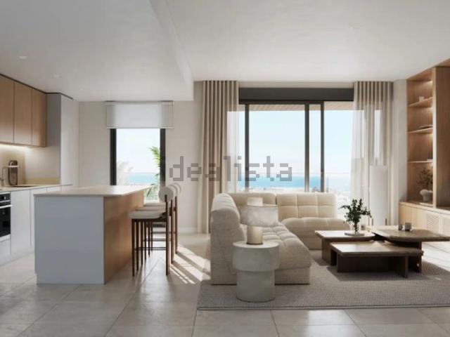 Piso en venta en Los Granados Playa, Costa del Sol Occidental