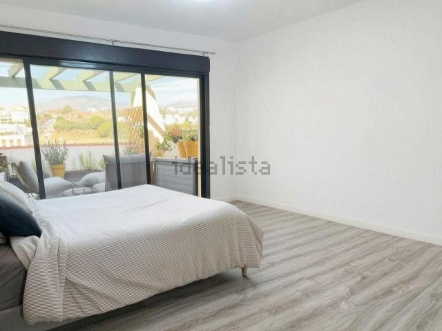 Dúplex en venta en Torrevigía - Las Joyas, Estepona
