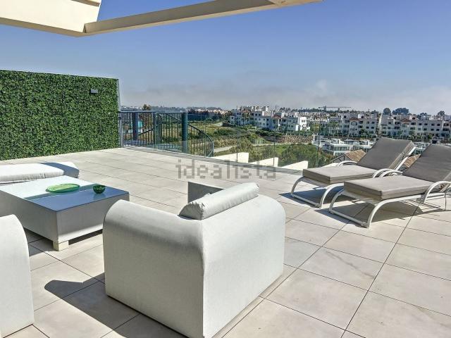 Ático en alquiler en Playa Bella, Estepona