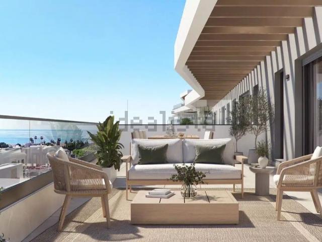Piso en venta en Los Granados Playa, Costa del Sol Occidental