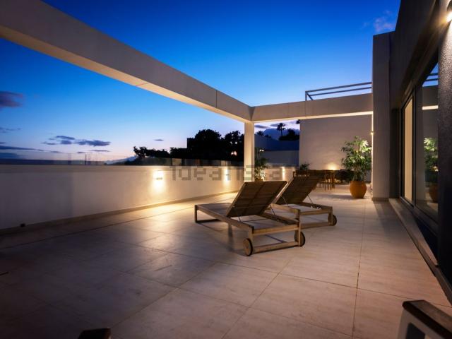 Ático en venta en Los Granados Playa, Costa del Sol Occidental