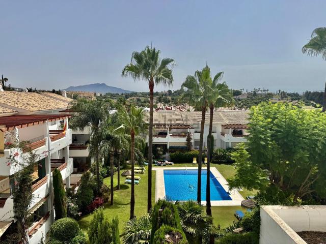 Piso en alquiler en Resinera-Voladilla, Costa del Sol Occidental