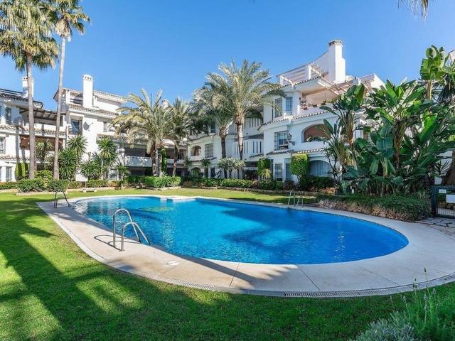Piso en alquiler en Nueva Andalucía, Costa del Sol Occidental