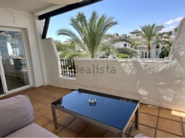 Dúplex en alquiler en Nueva Andalucía, Costa del Sol Occidental