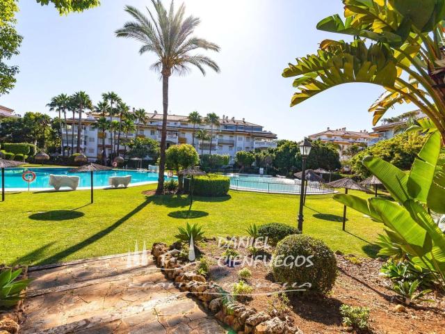 Piso en venta en Nueva Andalucía, Costa del Sol Occidental