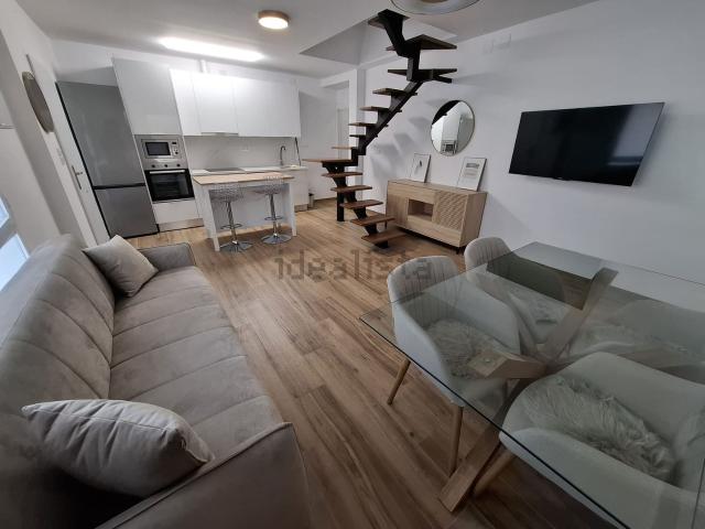 Dúplex en alquiler en Cruz de Humilladero, Málaga-Costa del Sol