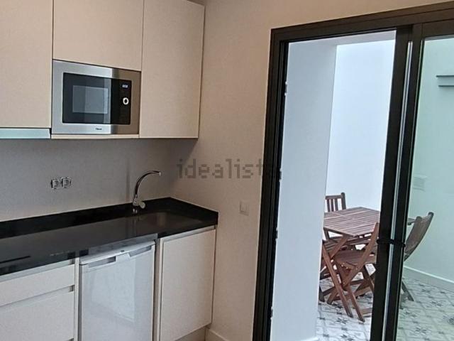 Piso en alquiler en San Felipe Neri, Málaga