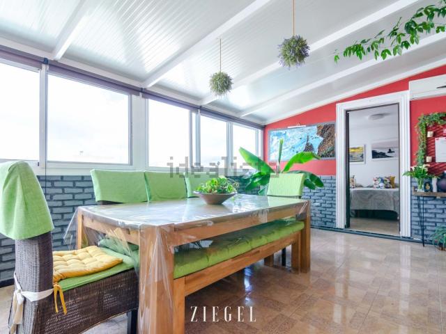 Ático en venta en Santa Catalina-Canteras, Gran Canaria