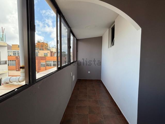 Piso en venta en La Isleta, Gran Canaria