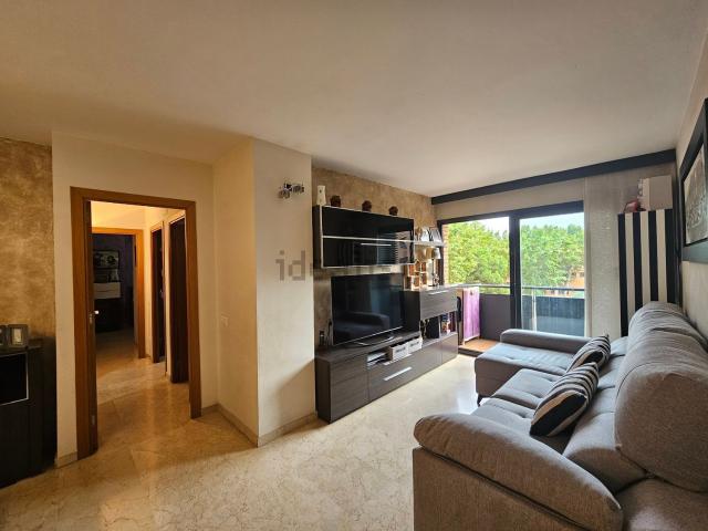 Piso en venta en La Llagosta, Barcelona