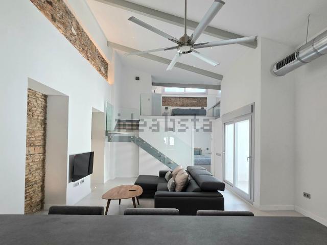 Dúplex en alquiler en Centro, Málaga-Costa del Sol
