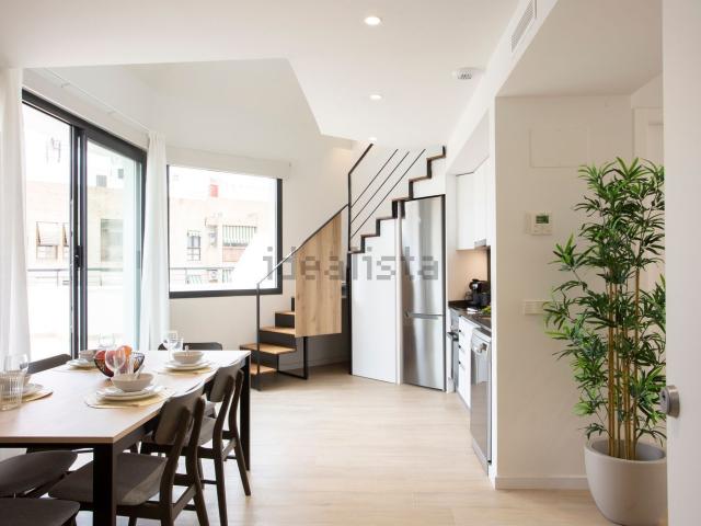 Dúplex en alquiler en Extramurs, Valencia