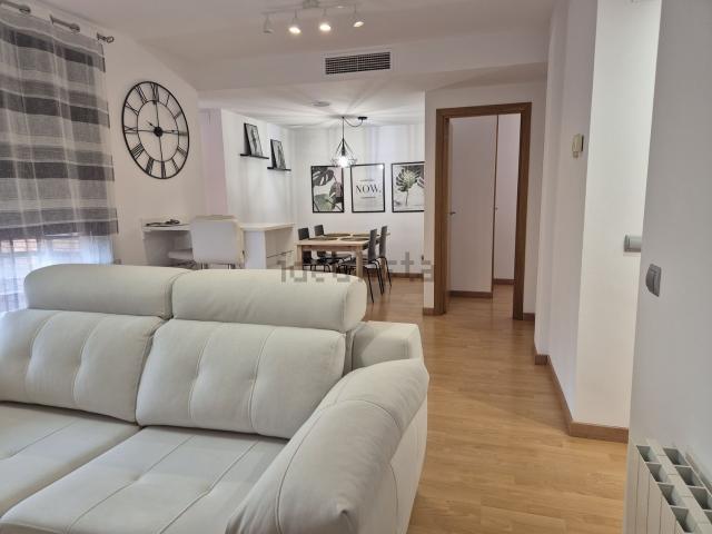 Piso en alquiler en La Pobla De Mafumet, Tarragona