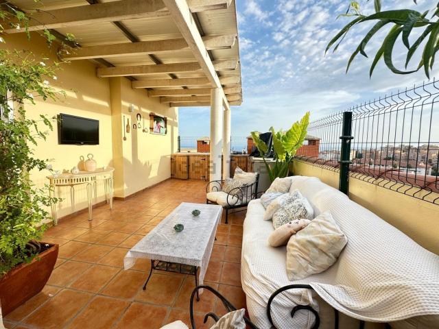 Dúplex en venta en Las Albarizas, Costa del Sol Occidental