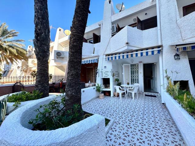 Dúplex en alquiler en Urbanización Punta Prima, Torrevieja