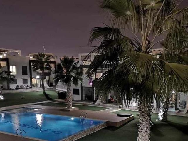 Dúplex en alquiler en Urbanización La Cenia II, Orihuela