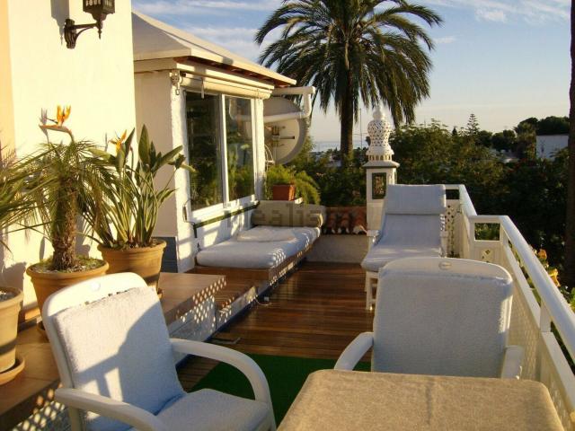 Ático en alquiler en Nueva Andalucía, Costa del Sol Occidental