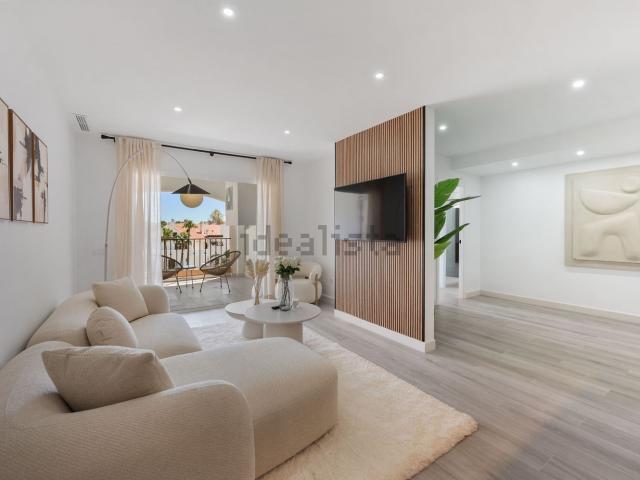 Piso en venta en Nueva Andalucía, Costa del Sol Occidental