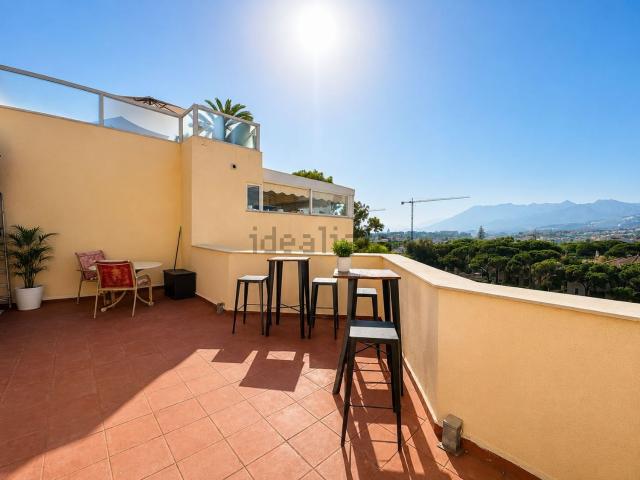 Ático en alquiler en Rícmar, Costa del Sol Occidental