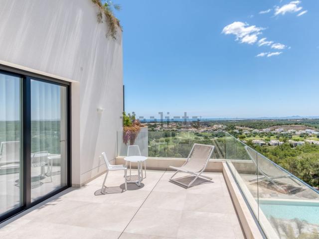 Ático en venta en Residencial Roble (Las Colinas Golf), el Baix Segura / La Vega Baja