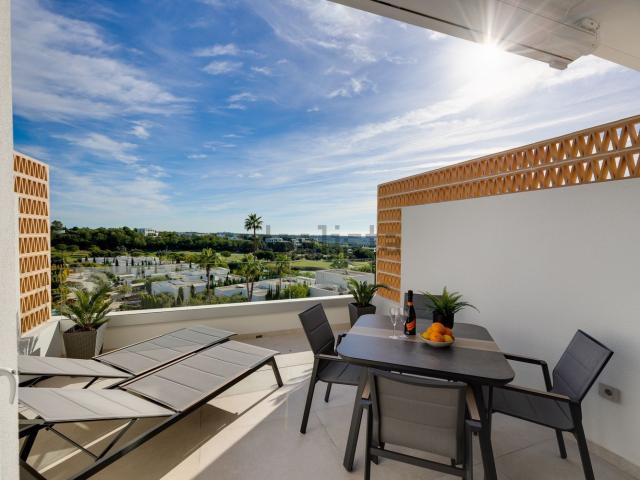 Piso en alquiler en Residencial Enebro (Las Colinas Golf), el Baix Segura / La Vega Baja