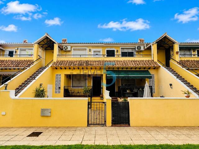 Piso en venta en Villa Martín, el Baix Segura / La Vega Baja