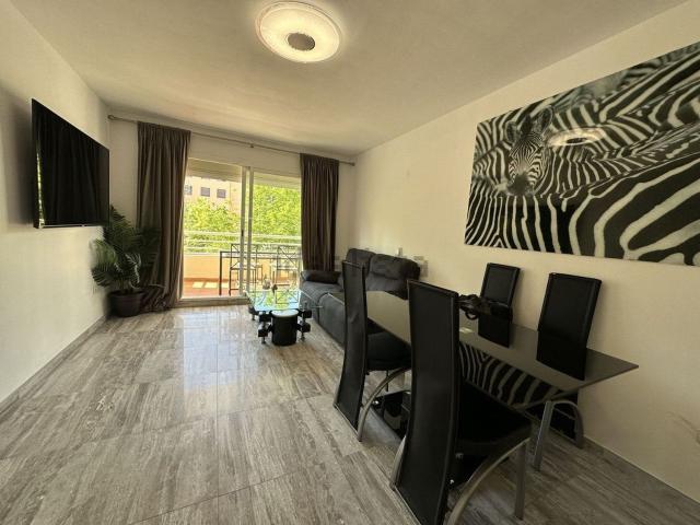 Piso en venta en El Vicario, Costa del Sol Occidental