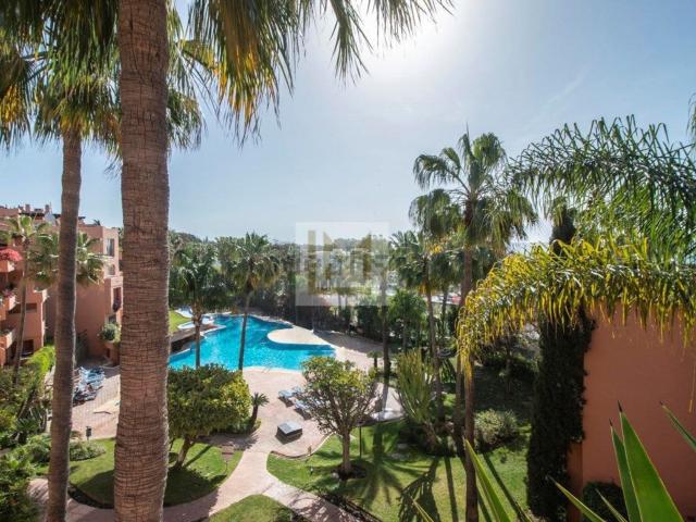 Ático en alquiler en El Vicario, Costa del Sol Occidental